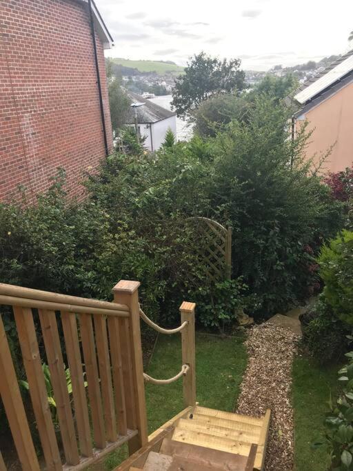 Bumble Bee Cottage Plymouth Zewnętrze zdjęcie